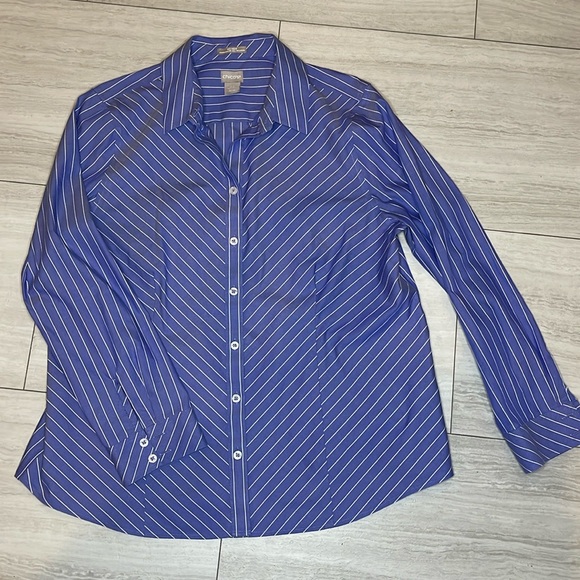 Chico's Tops - CHICO’S coolmax all season no-wrinkle button up blouse Blue Pinstripe sz 14 top